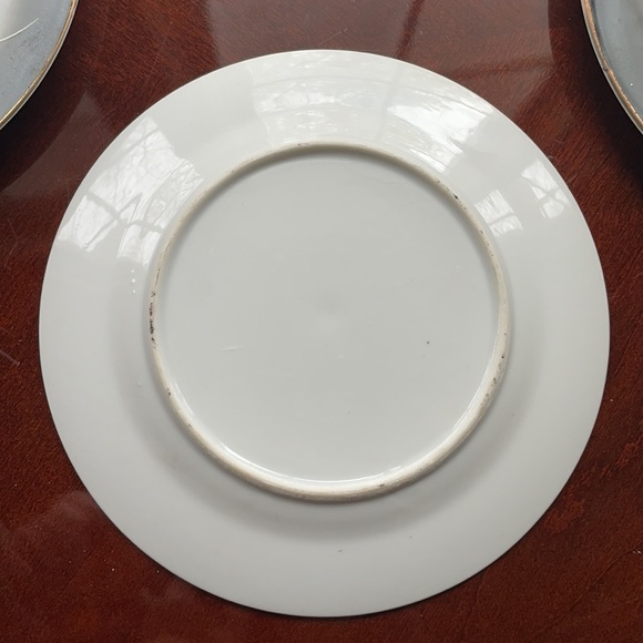 Gorgeous Japanese Moriage Dragonware plate set, unmarked, vintage, gold trim - Picture 6 of 7